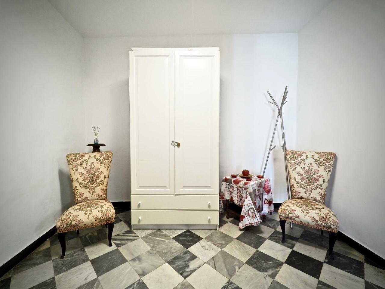 Romantic Suite Con Vista San Donato جنوة المظهر الخارجي الصورة
